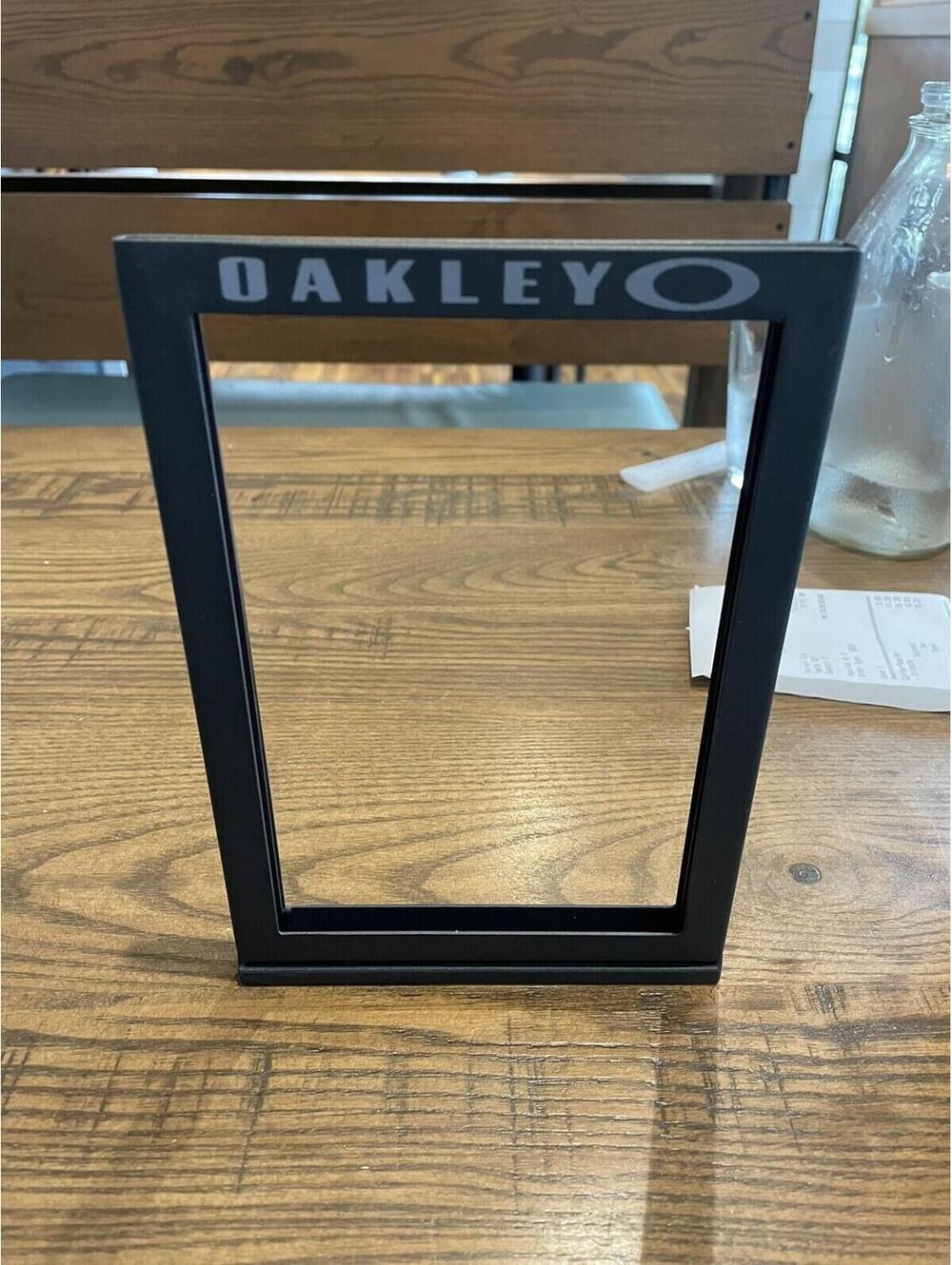 oakley magnetic picture frame Metal